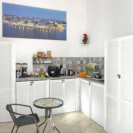 Bed And Breakfast Station Brindisi Bagian luar foto