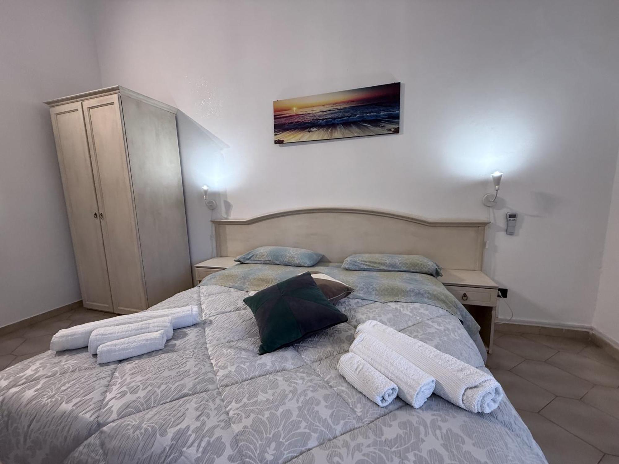 Bed And Breakfast Station Brindisi Bagian luar foto