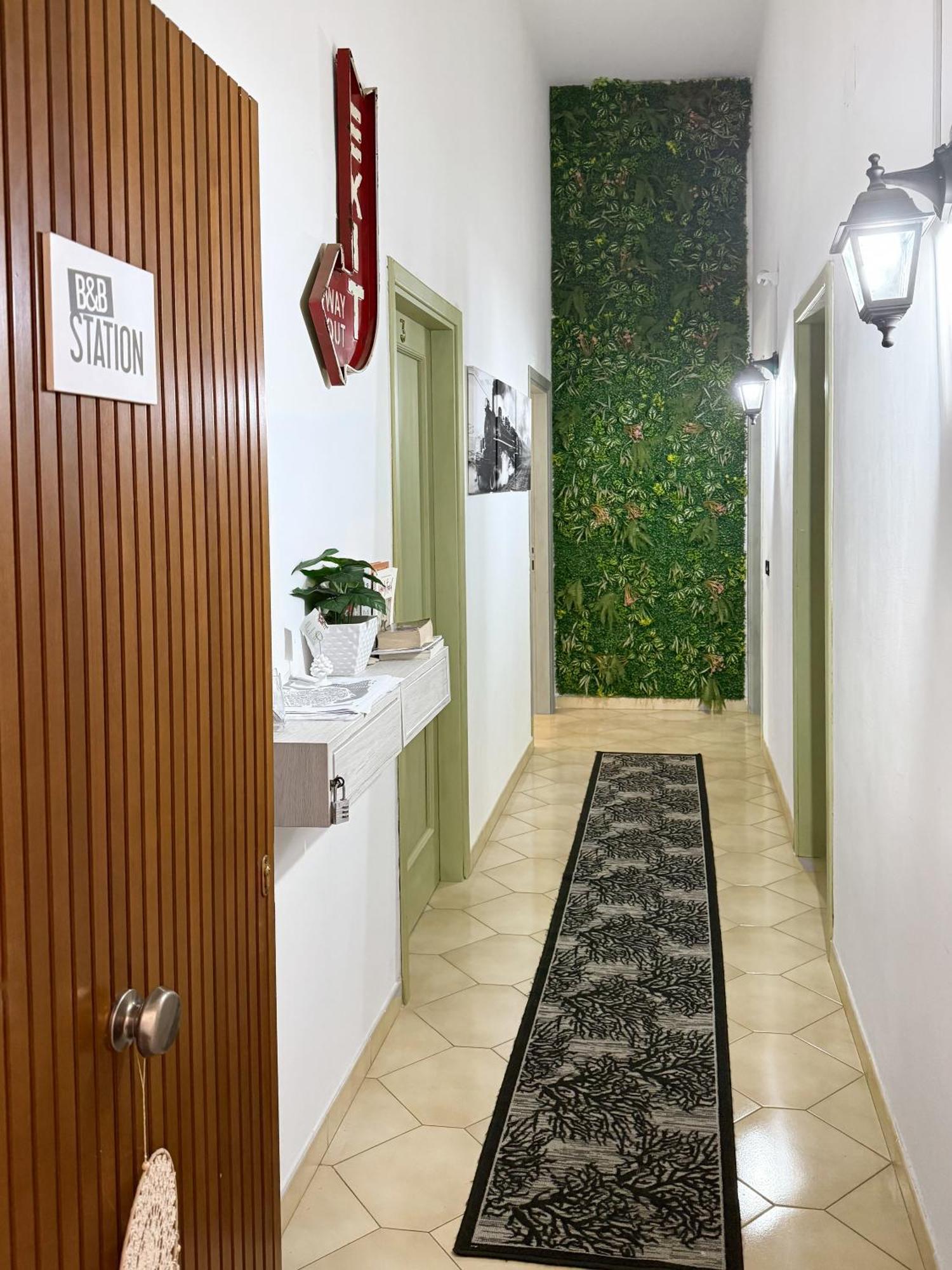 Bed And Breakfast Station Brindisi Bagian luar foto